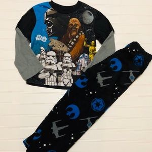 NWT Boys STAR WARS Pajama Set Size 6 pajamas